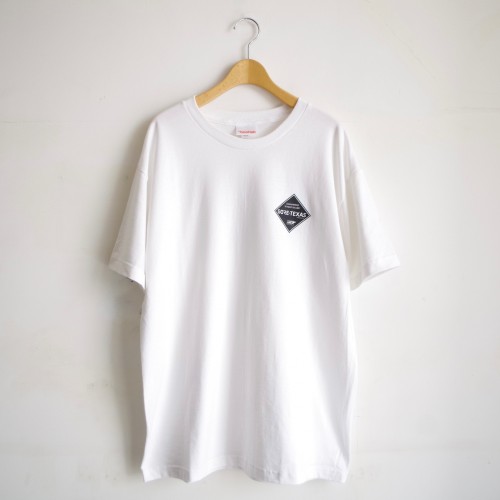 36C5B472-6F18-48B6-9616-D9E0F2160A4A